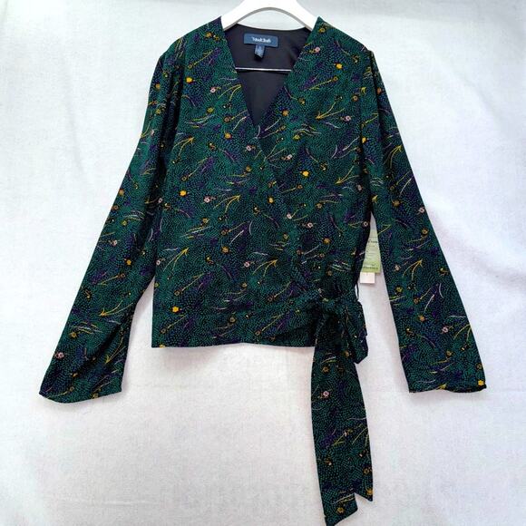 Modcloth Tops - NWT Women’s ModCloth Long Sleeve Wrap Blouse Shirt Green Floral size Large